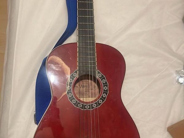 1/2 Valencia Classic Guitar - Main image