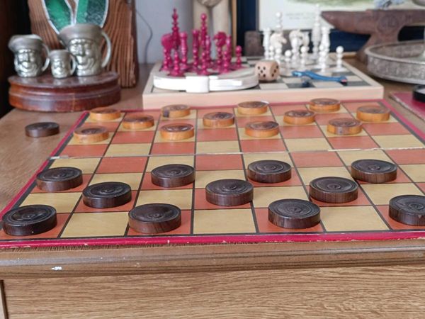Antique Chess Set - Main image