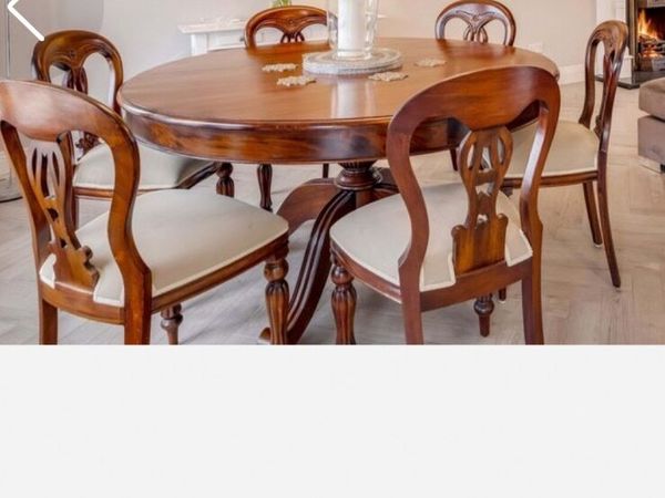 mahogany table - Main image