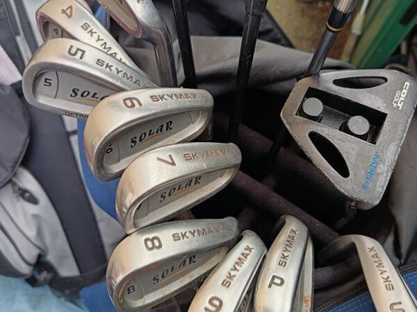 golf clubs - Main image