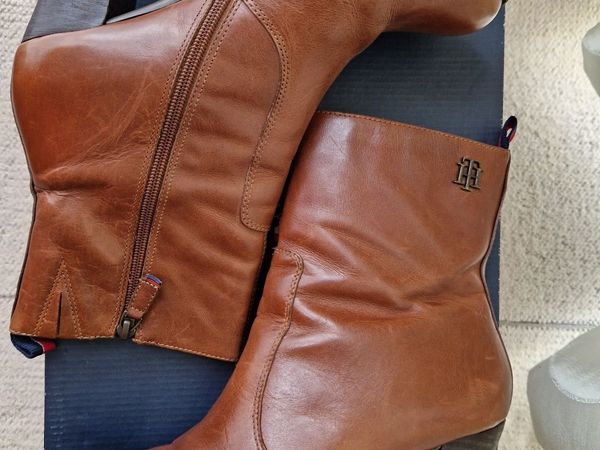 Genuine Tommy Hilfiger Ankle Boots UK7 - Main image