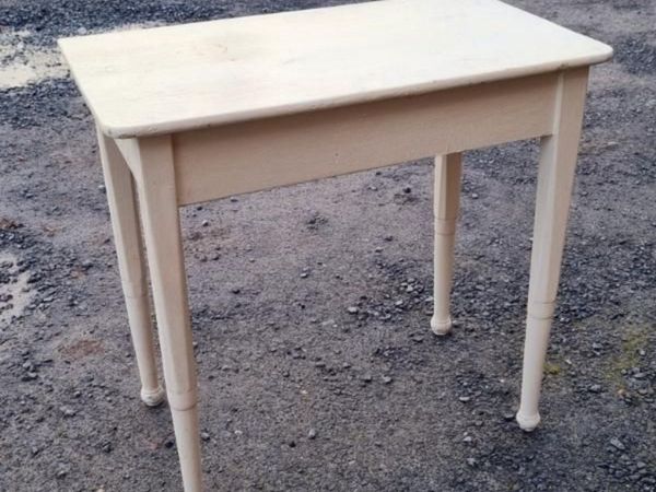 Table by J.P. Sherin Kilkenny KAS863 - Main image