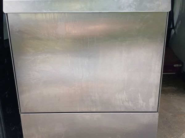 Commercial Underbench dishwasher - Main image