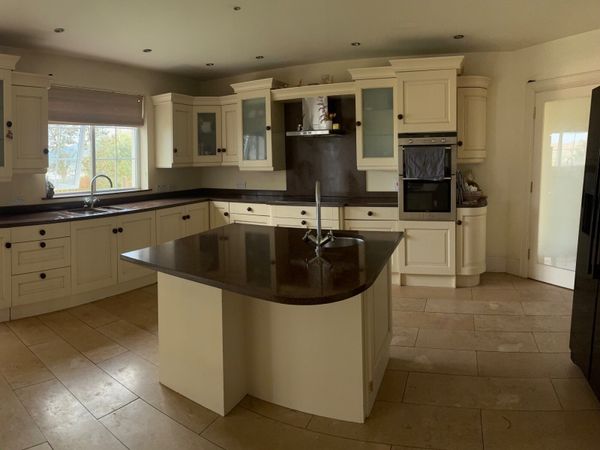 Kitchen - Main image