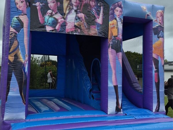 Bouncy castles - Main image