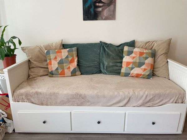 IKEA Hemnes Day bed + Mattresses - Main image