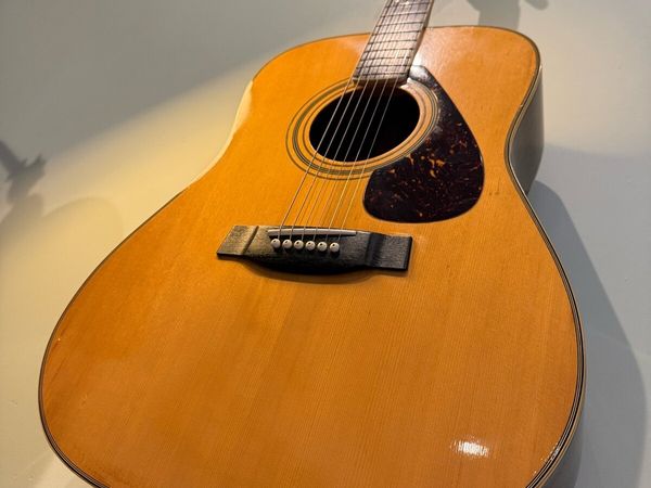 1976 Yamaha FG-301 (Japanese) + Original Hard Case - Main image