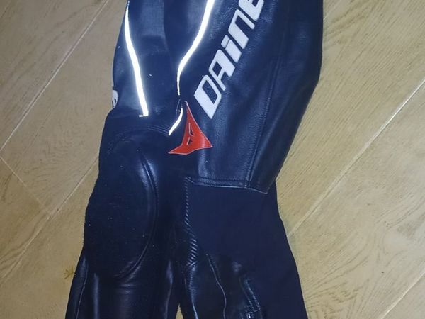 Bike leathers - Main image