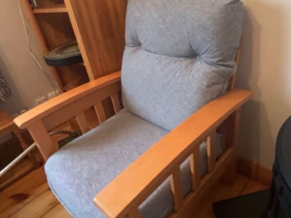 Two seater and two chairs - Main image