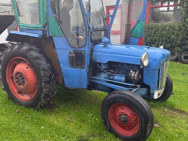 Tractor & trailer - Main image
