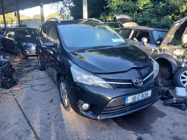 Toyota verso 2015 - Main image