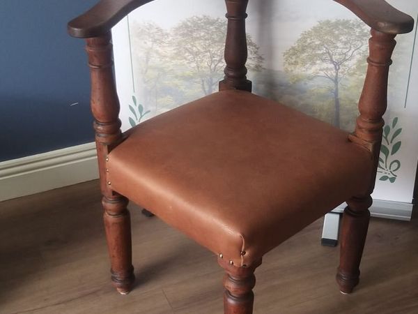 Antique Corner Chair - Main image