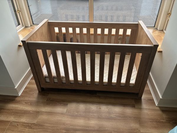baby cot - Very good condidition - Main image