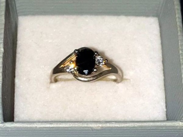 Hallmarked Pristine Vintage Sterling Silver Ring - Main image