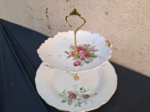 Rose hand drill cake stand - Main image