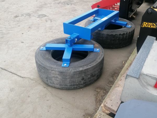 New O'Shea silage pusher - Main image