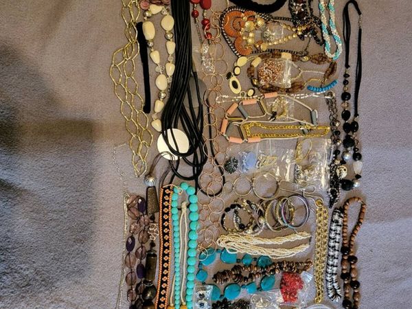 72 Piece Mixed Jewellery Job Lot / Bundle – €40 - Main image