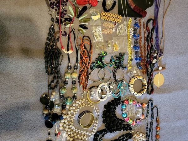 72 Piece Mixed Jewellery Job Lot / Bundle – €40 - Main image