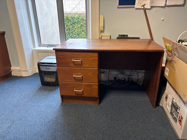 Office table - Main image