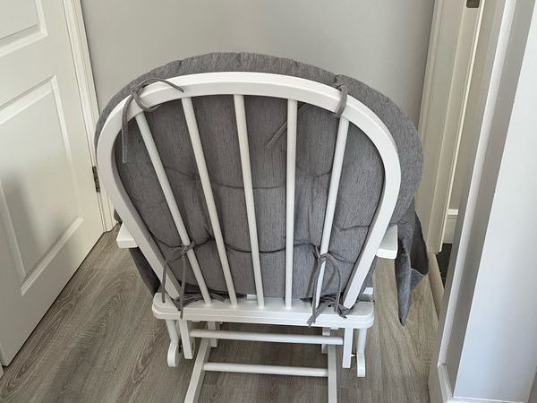 Rocking chair with footstool - Main image