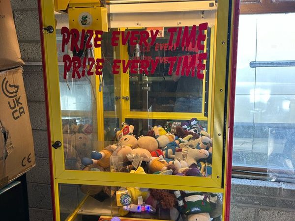 Toy Crane Claw Machine - Main image