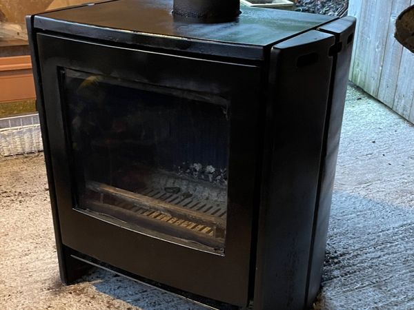 Wood burning stove - Main image