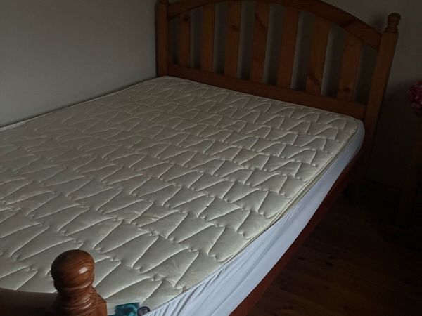 Double bed and mattress - Main image