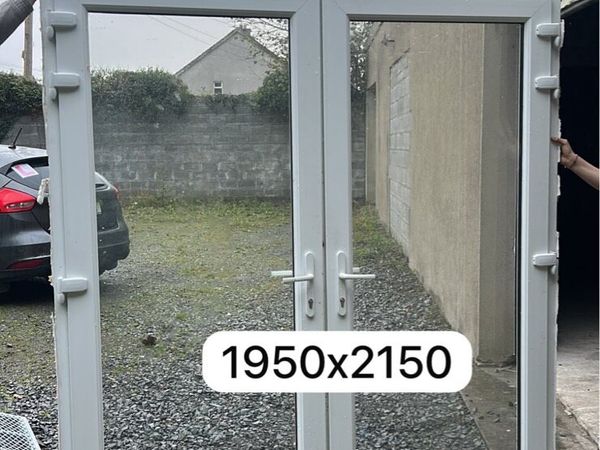 UPVC TRIPLE FRENCH DOOR 3 MONTHS OLD - Main image