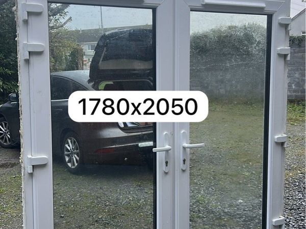 UPVC TRIPLE FRENCH DOOR HIGH QUALITY 3 MONTHS OLD - Main image