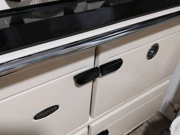 Antiques - Main image