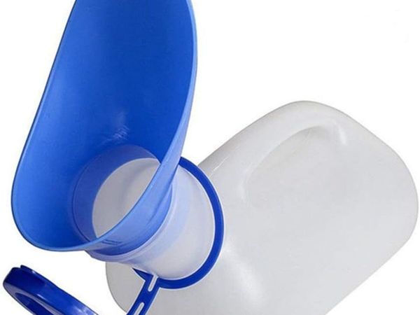 Waterproof Unisex Portable Car Urinal - Main image