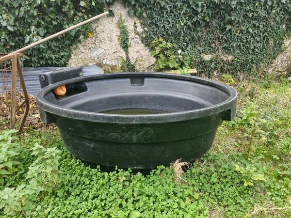 Drinking trough - Main image