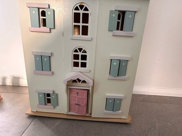 Le Toy Van Cherry Tree hall wooden dollshouse - Main image