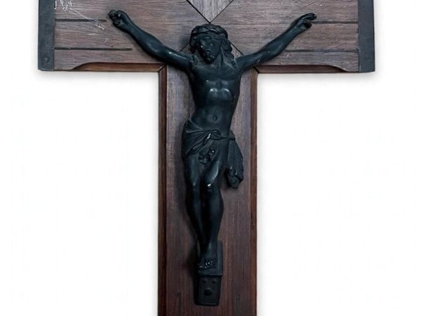 1960s crucifix - Main image