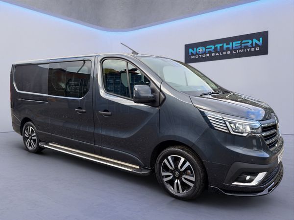 Renault Trafic Crew Van - Main image