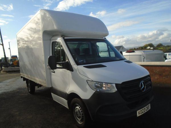 2023 Mercedes-Benz Sprinter LUTON. - Main image