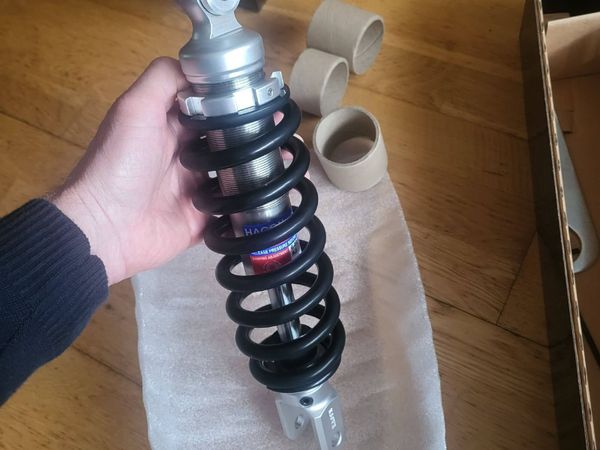 Hagon rear shock - M64071 - ZXR 750 J1-J2, L1-L3 - Main image