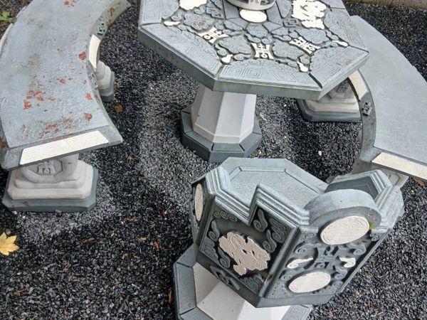 6 SEATER CONCRETE TABLE & CHAIRS - Main image