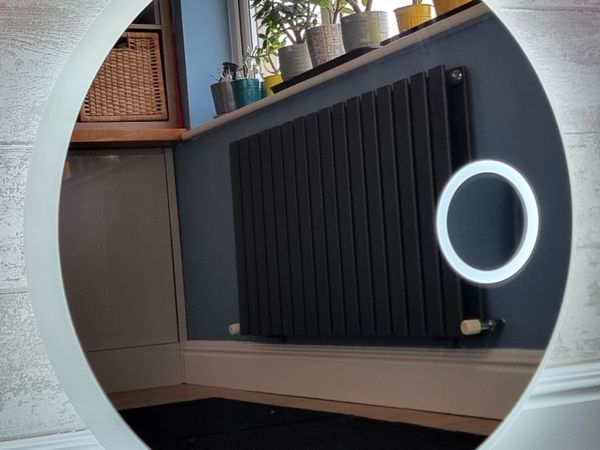 LED Bathroom Mirror 80cm Demister Makeup with Zoom - Main image