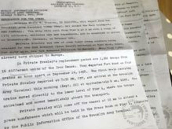 Elvis Memorabilia - 3 Page US Army Press Release - Main image