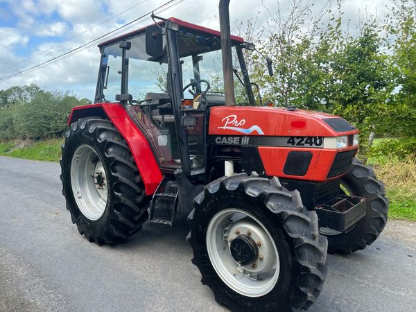 Case IH 4240 Pro - Main image
