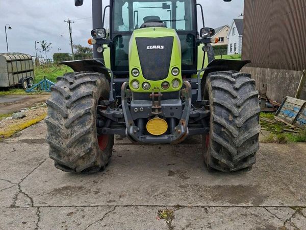 Claas Arion 640 - Main image