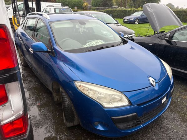 2010 Renault Magane - Main image