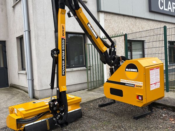 🌿 NEW McCONNEL PA5555-60 HEDGECUTTER 🌿 - Main image