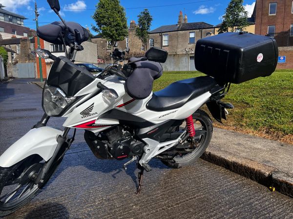 Honda CB125F 2018 - Main image
