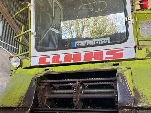 Claas Dominator 76 Combine Harvester - Main image