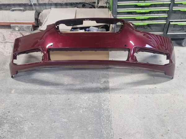 Jaguar front bumper - Main image