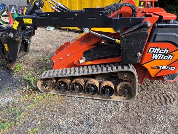 Ditch Witch  184 hours SK1550 and VP242 Moleplough - Main image