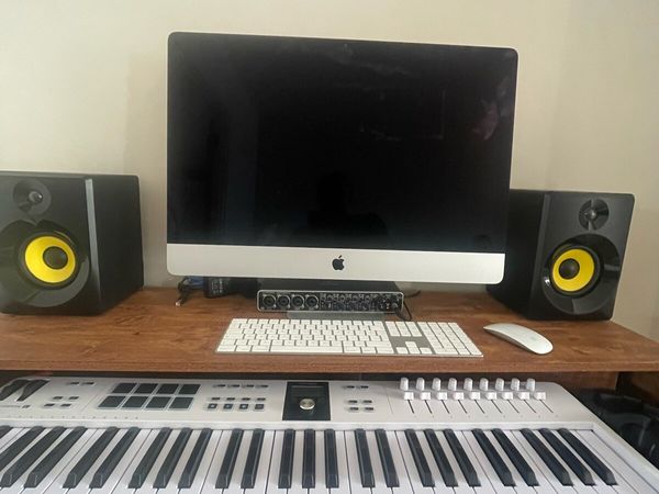 Midi keyboard + IMac apple + interface + speakers - Main image