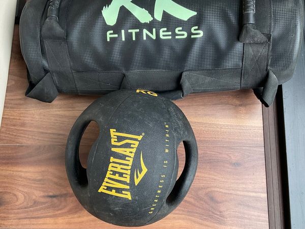 Gym Medicine Ball and 2 Sandbag Weights 20/30kg - Main image